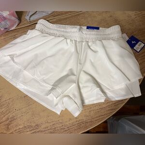 Joy lab Women's White Shorts, high rise, side pockets on spandex shorts